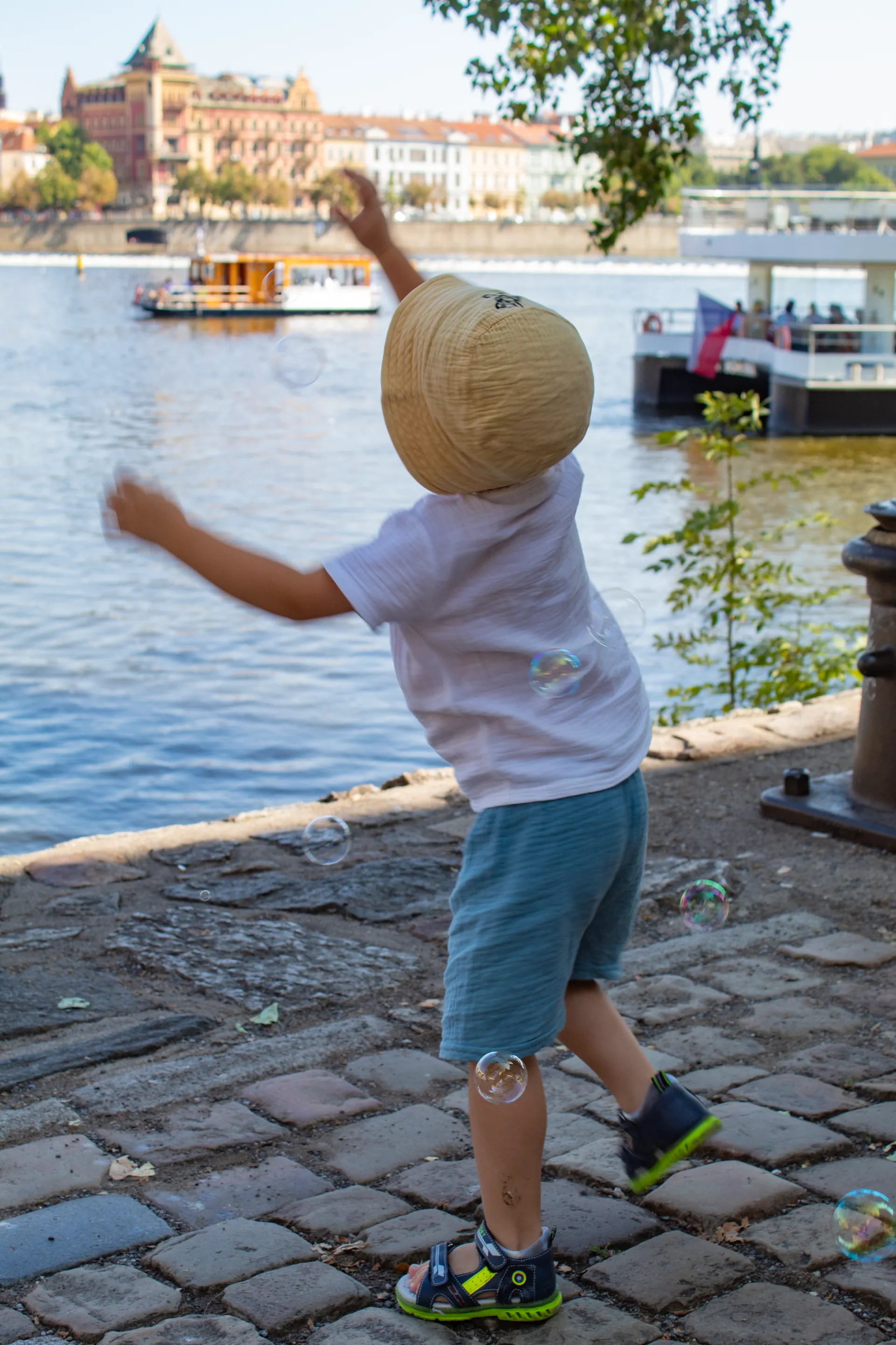 Děti - Fotograf Alexandra Bondarenko - Portfolio - /98_client_files/children/0013.webp