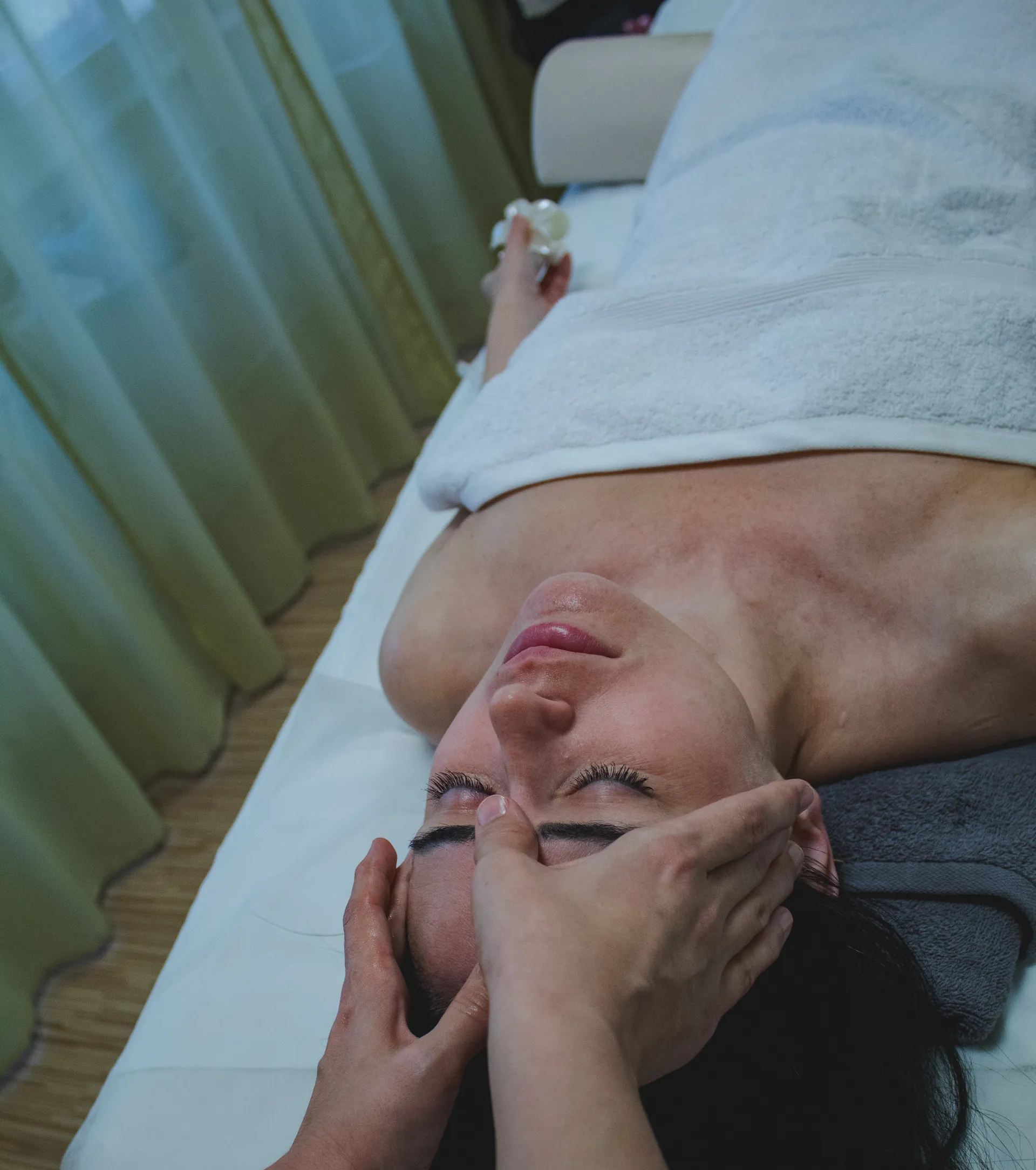 portfolio_page.portfolio_titles.project_massage - Fotograf Alexandra Bondarenko - Portfolio - /98_client_files/project_massage/0008.webp